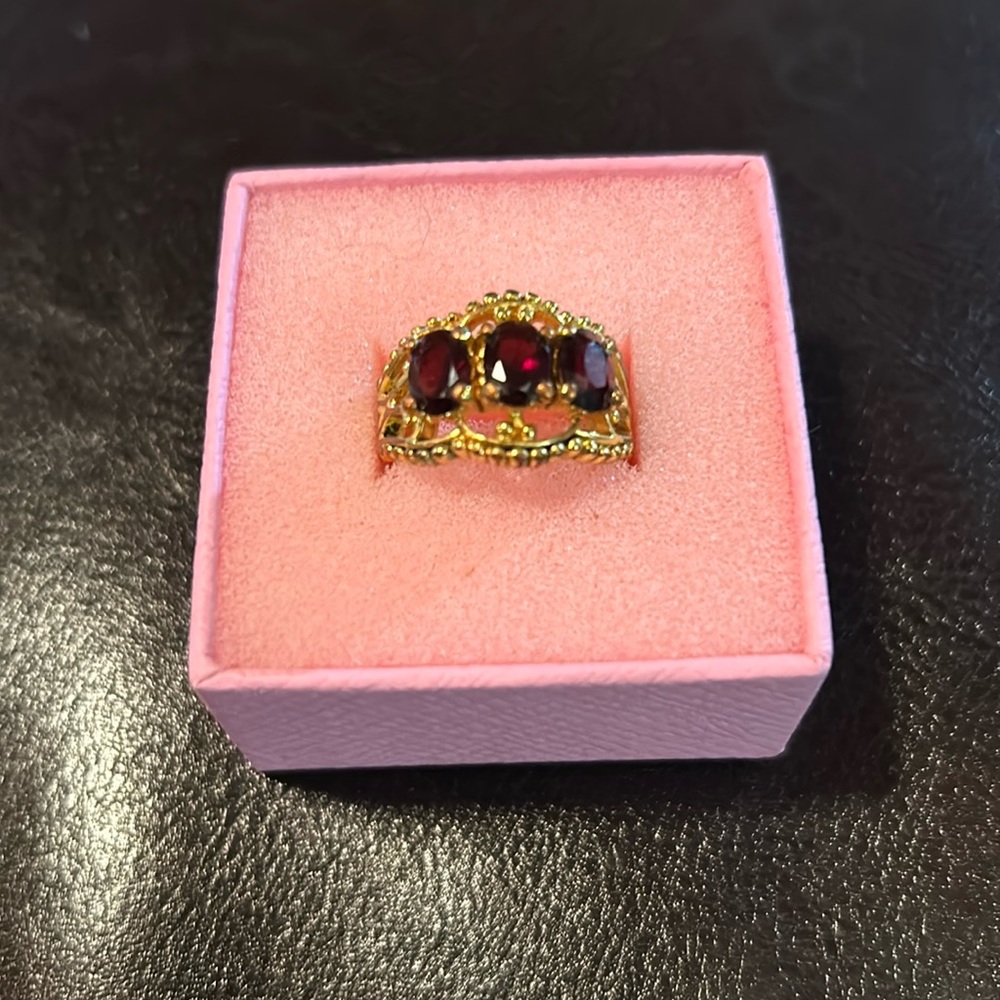 Faux garnet, gold tone ring